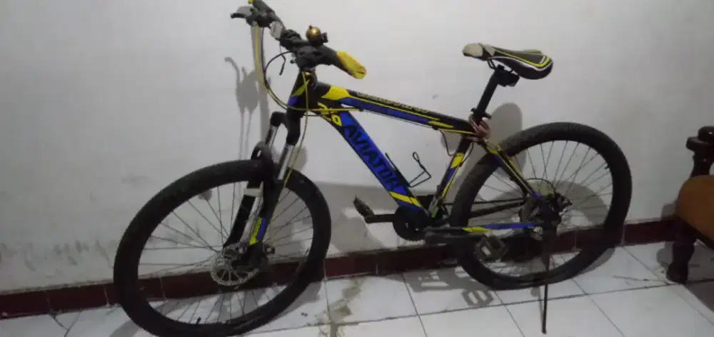 Sepeda Gunung Aviator