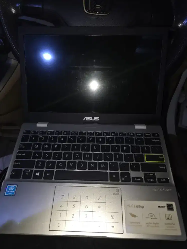 LAPTOP ASUS E210MA