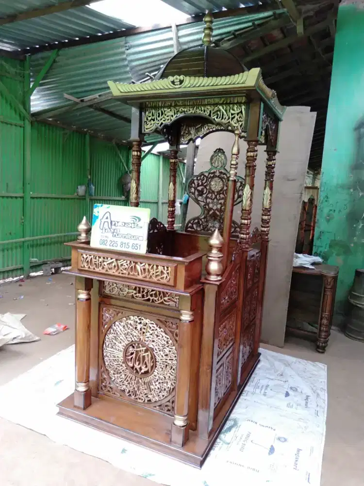 Mimbar masjid kuba ukiran kaligrafi full kayu jati