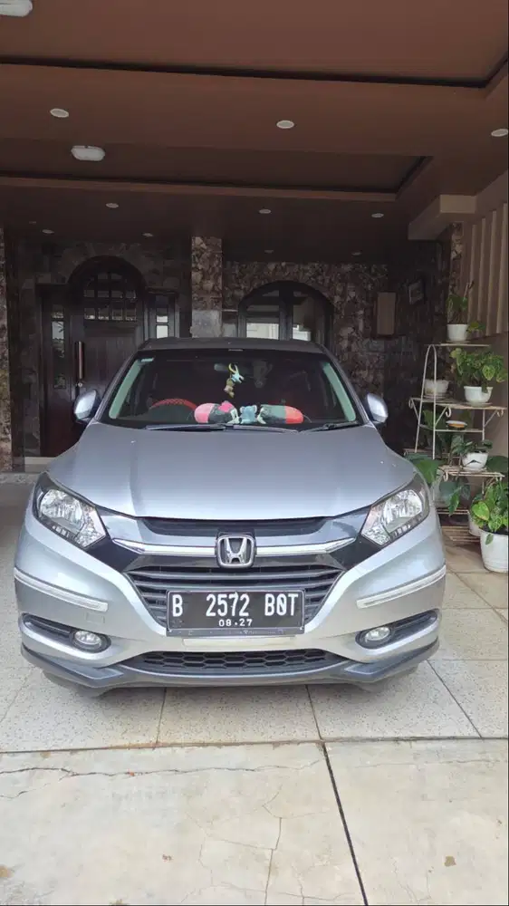 Honda HR-V 1.5 E CVT CKD Silver
