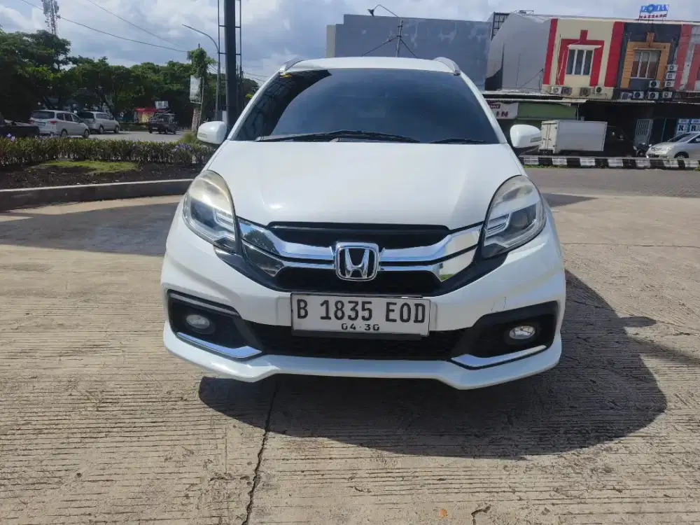 Mobilio RS 2015 cvt
