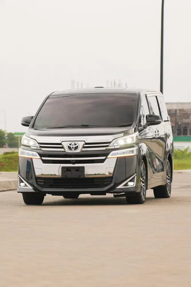 [ Luxury MPV ] Toyota Vellfire 2.5 G ATPM Facelift 2018 Alphard Denza