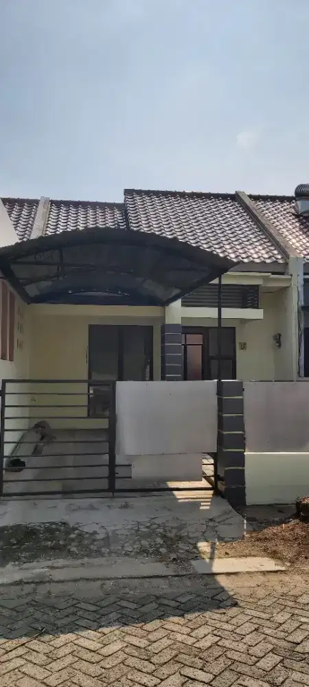 Disewakan rumah Metland Puri