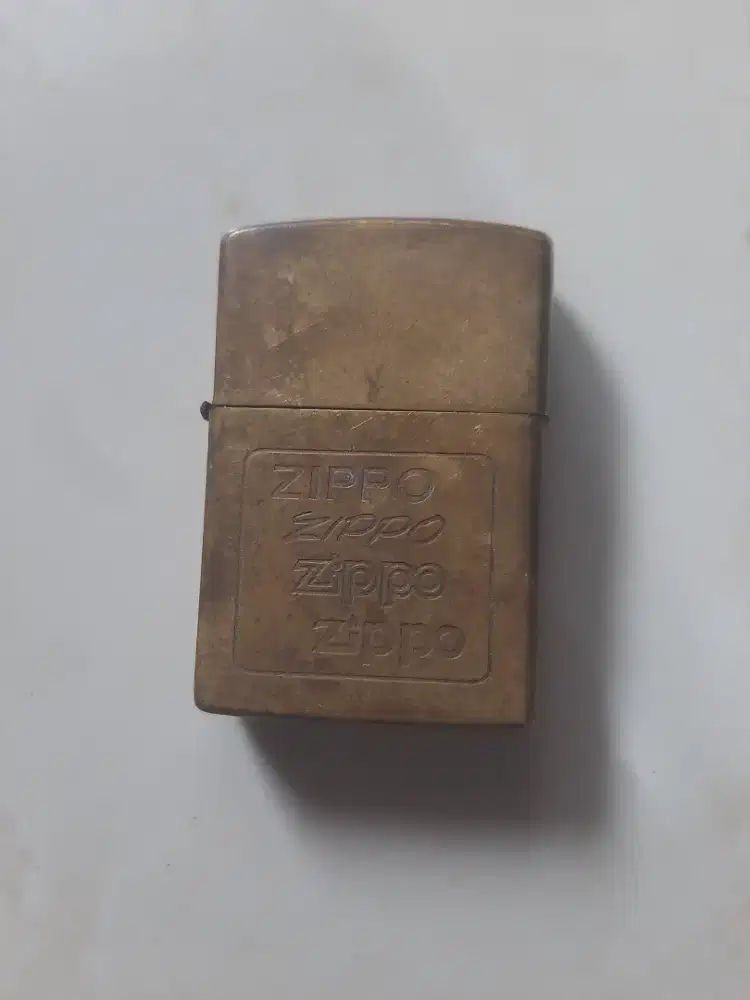 Korek antik Zippo, A Zippo  V  Bradford  made in usa bahan kuningan