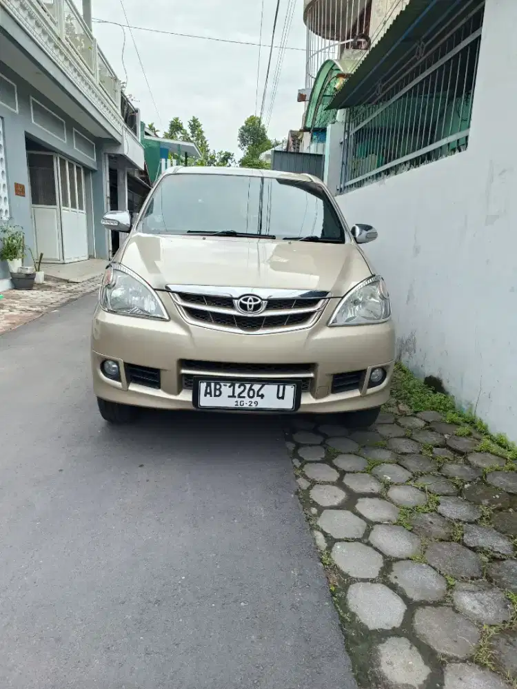 Toyota Avanza G manual Ab 2010