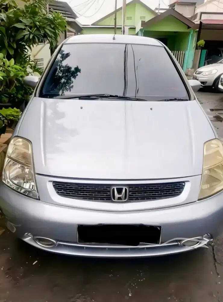 Honda stream tahun 2003