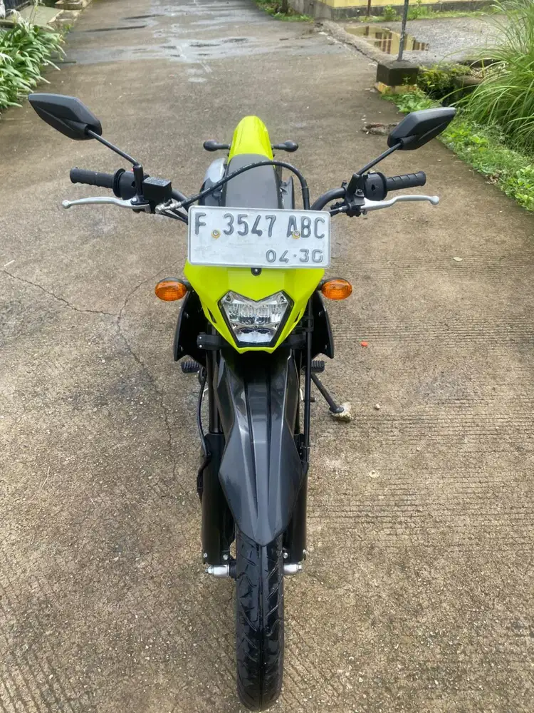 Nia:KLX 150 2024 KM LOW BGT PAJAK HIDUP SS LENGKAP