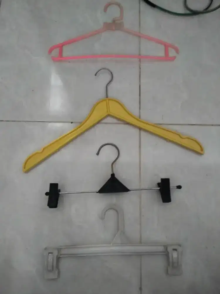 Hanger berbagai macam model