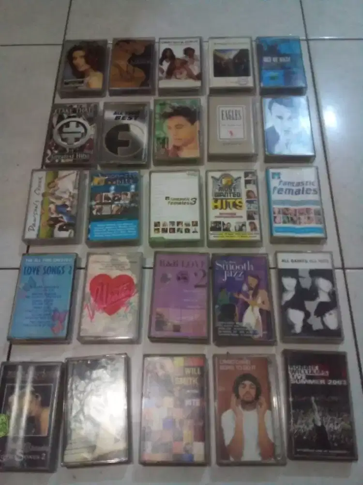 Koleksi kaset  pita barat terbaik