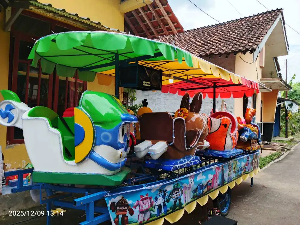 odong odong kereta panggung full fiber