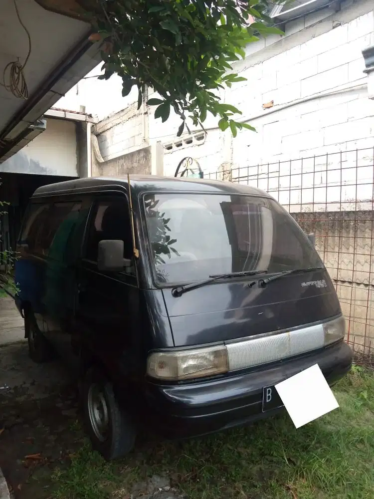 Suzuki Futura 1995 Bensin