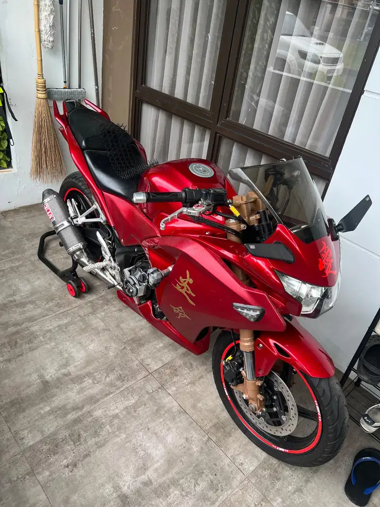 CBR 250 R 2011 CBU Thailand