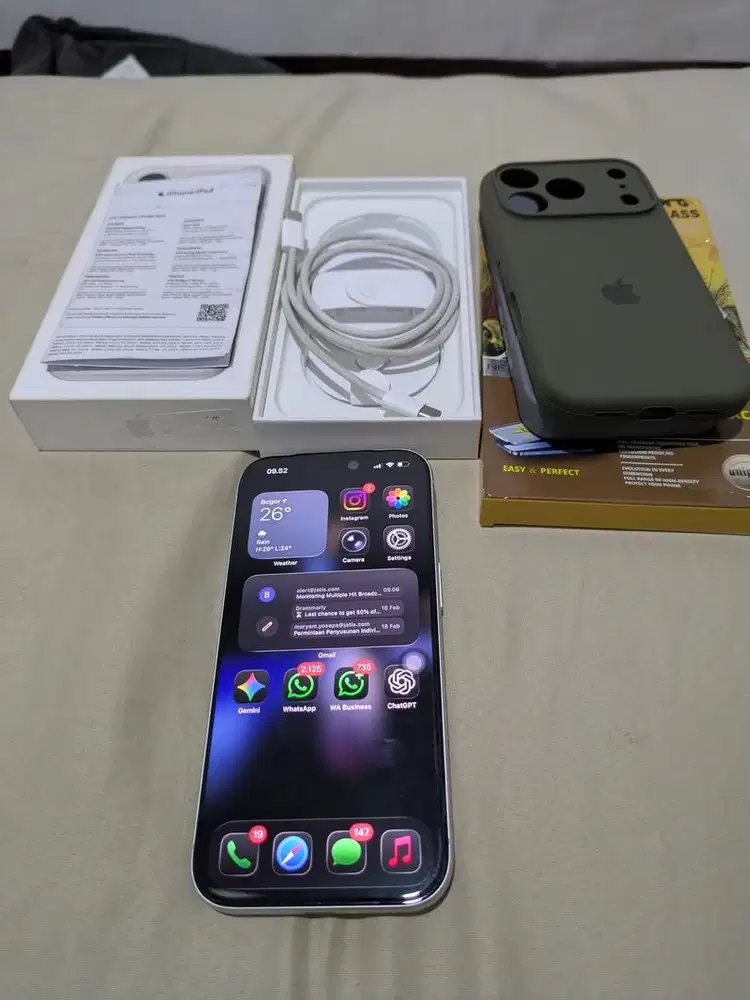 iphone 17 pro 256gb silver garansi resmi bisa TT android