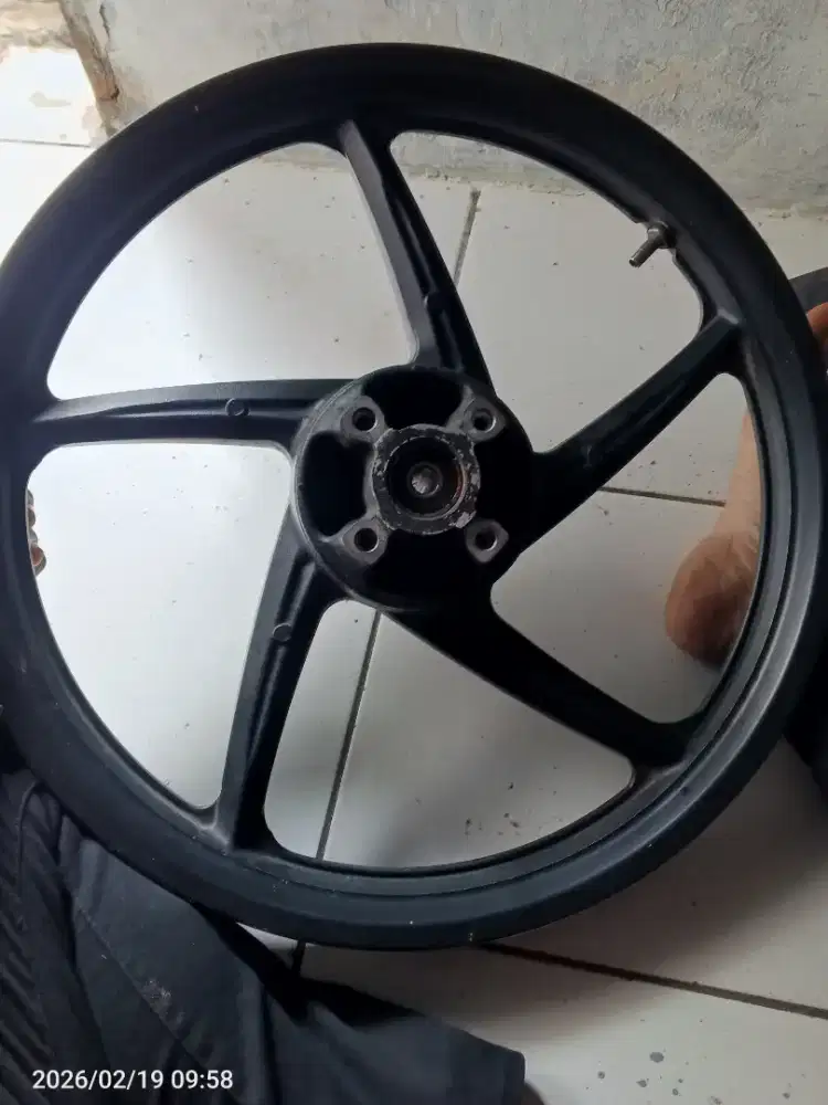 Dijual Velg belakang Supra x 125 dual disc