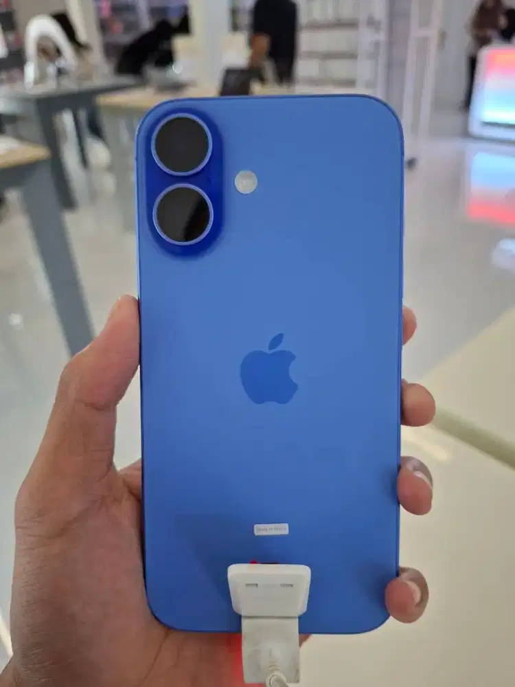 iPhone 16 Garansi Resmi Indonesia