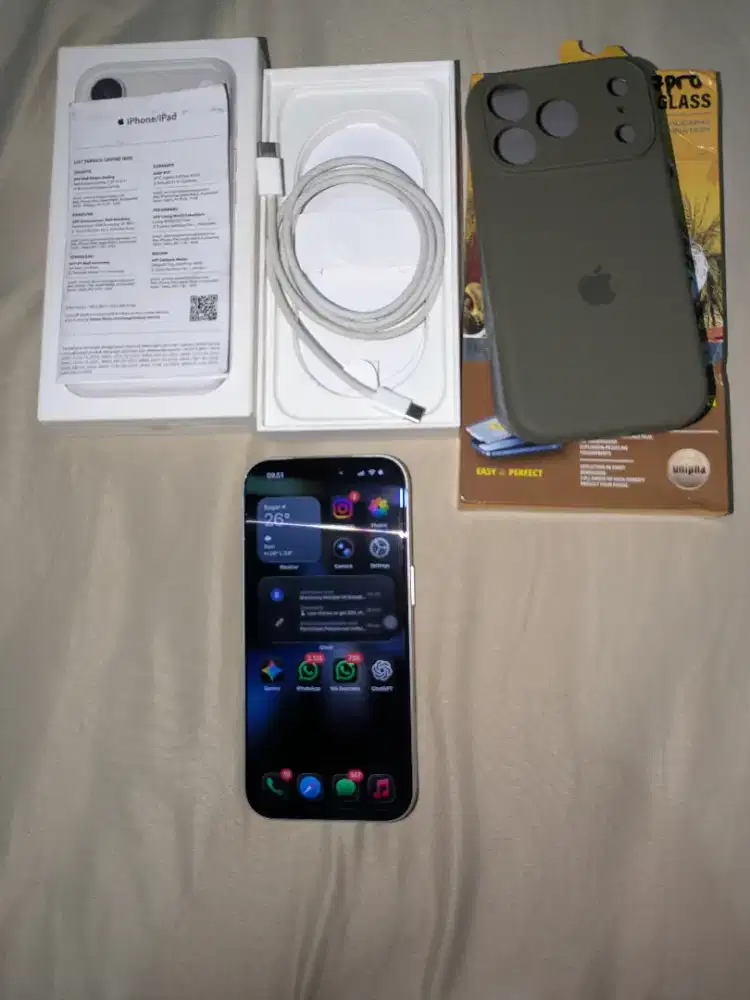 Iphone 17 pro garansi ibox 256 fullset bisa tt
