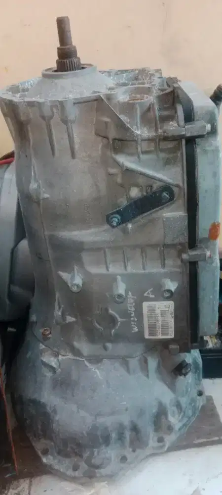 Transmisi dan cylinder head