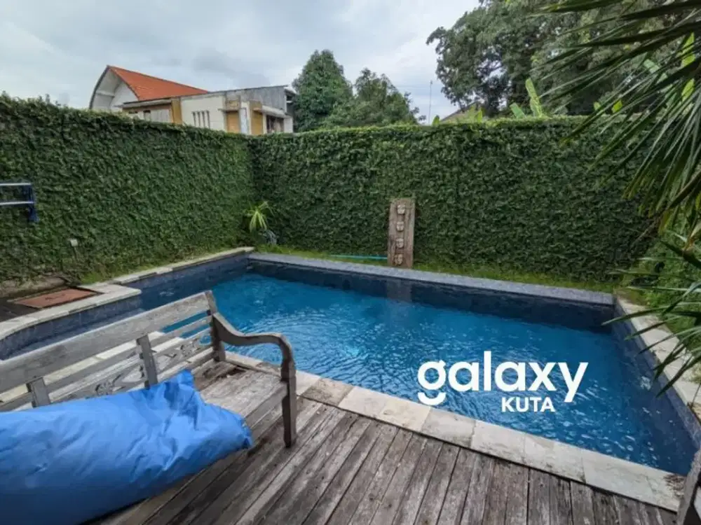 DISEWAKAN VILLA MINIMALIS 2 LANTAI DI TAMAN SARI BUNGA KEROBOKAN BADUNG, BALI