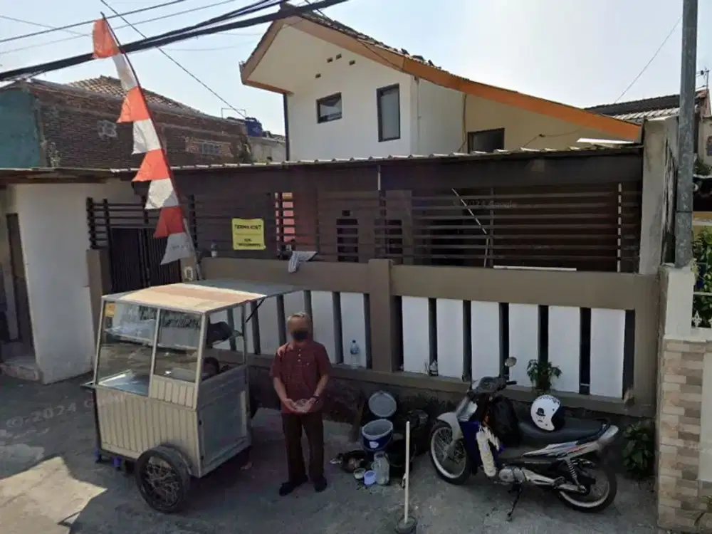 Rumah lelang murah nyaman SHM 2 lantai strategis di Jl. Sekelimus Utara, kota bandung