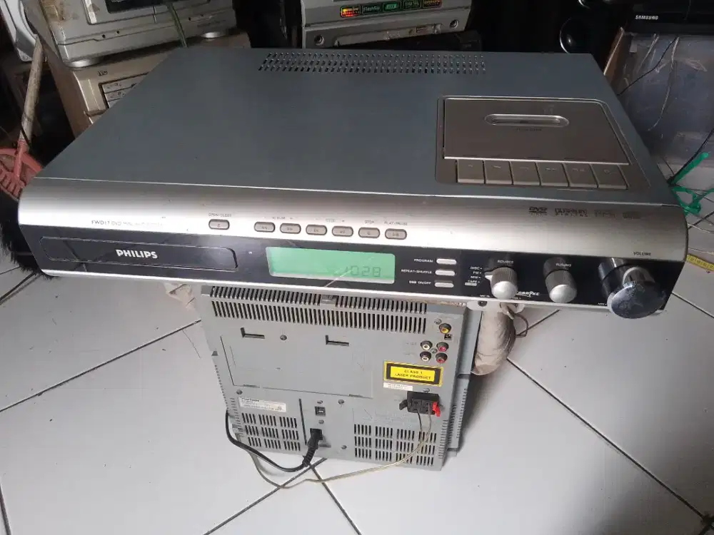 Philips Radio Analog with Amplifier, FWD17, merk Holland, Europe