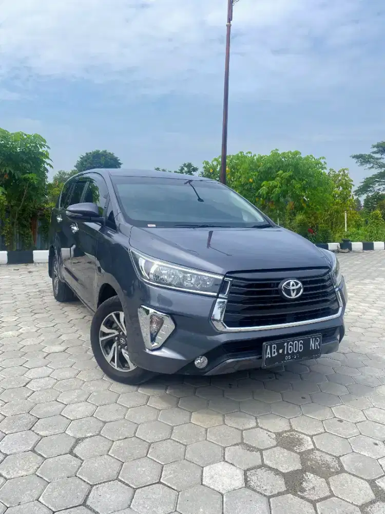 Toyota innova 2022 Diesel Matic 2.4G Istimewa