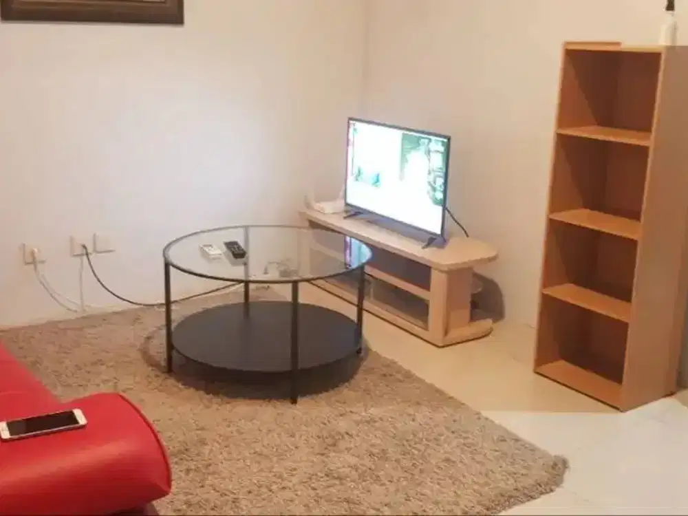 Disewakan Apartement Cosmo Mansion 1BR Full Furnished Mid Floor