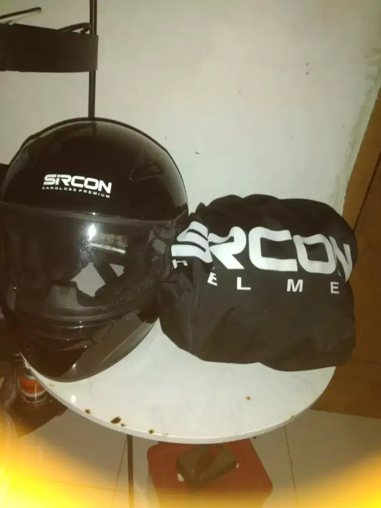 Jual helm SIRCON CARGLOSS
