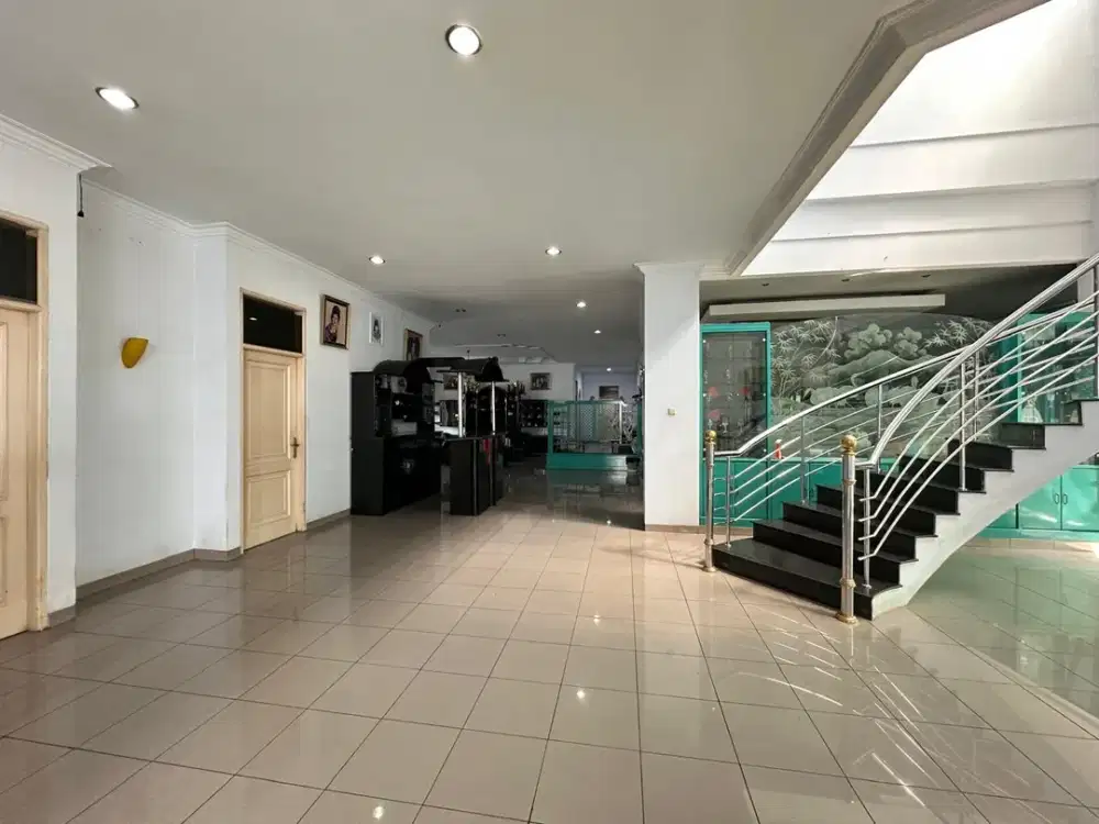 Dijual Rumah Luas Terawat Siap Huni di Cibaduyut Bandung