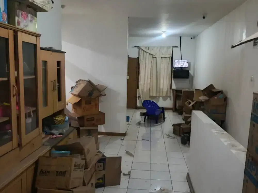 RUKO STRATEGIS 2 LANTAI COCOK UNTUK SEGALA USAHA LINGKUNGAN RAMAI SIAP PAKAI DI ANTAPANI BANDUNG