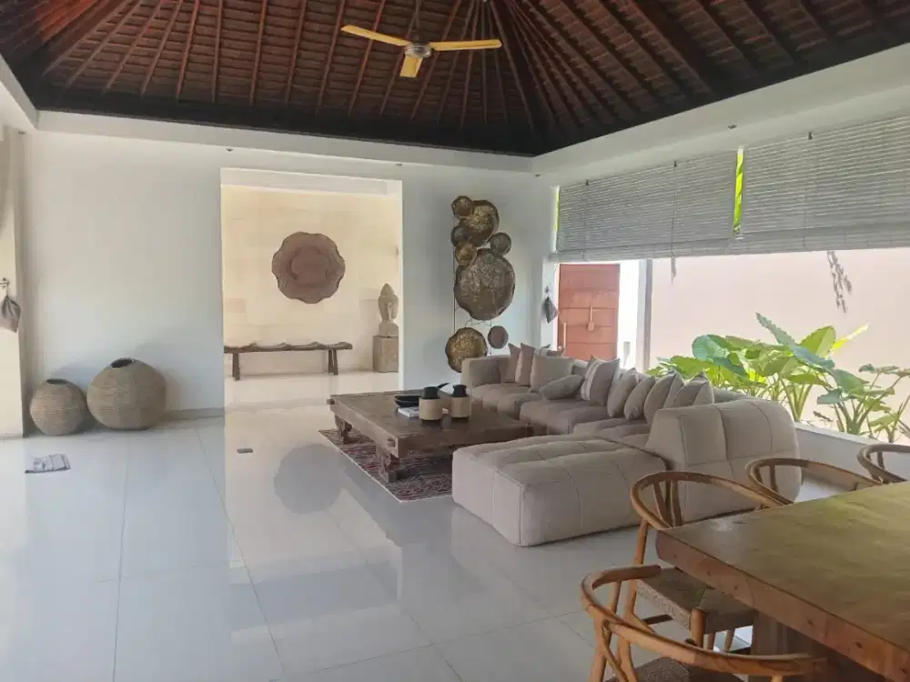 Jasa renovasi bangunan dan Jasa Pembangunan Villa daru Nol