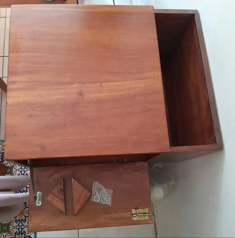 Box Kopi Motor + Tempat Gelas Cup P 50 L 40 T 35 cm Kayu mahoni