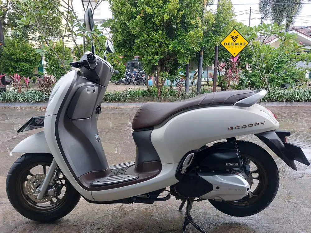 (DP 400)‼️ Honda Scoopy Prestige Keyless Putih Mulus 2024 Cash Kredit