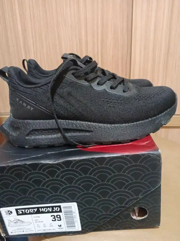 Sepatu kanky original