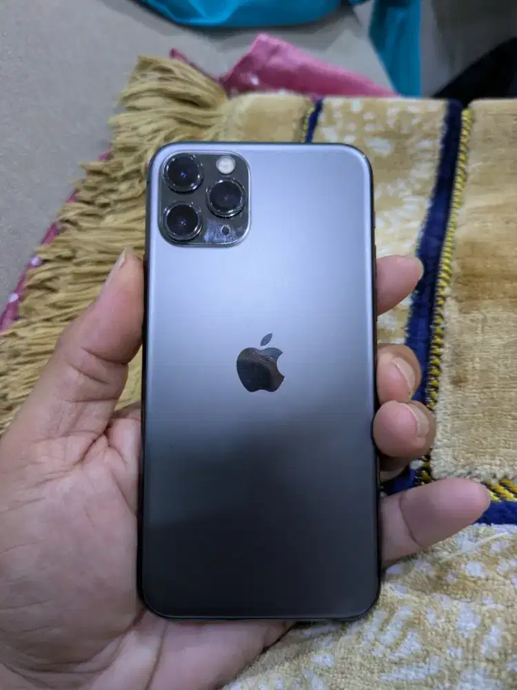 iPhone 11 Pro 64 GB Ex Iinter Sinyal semua bisa