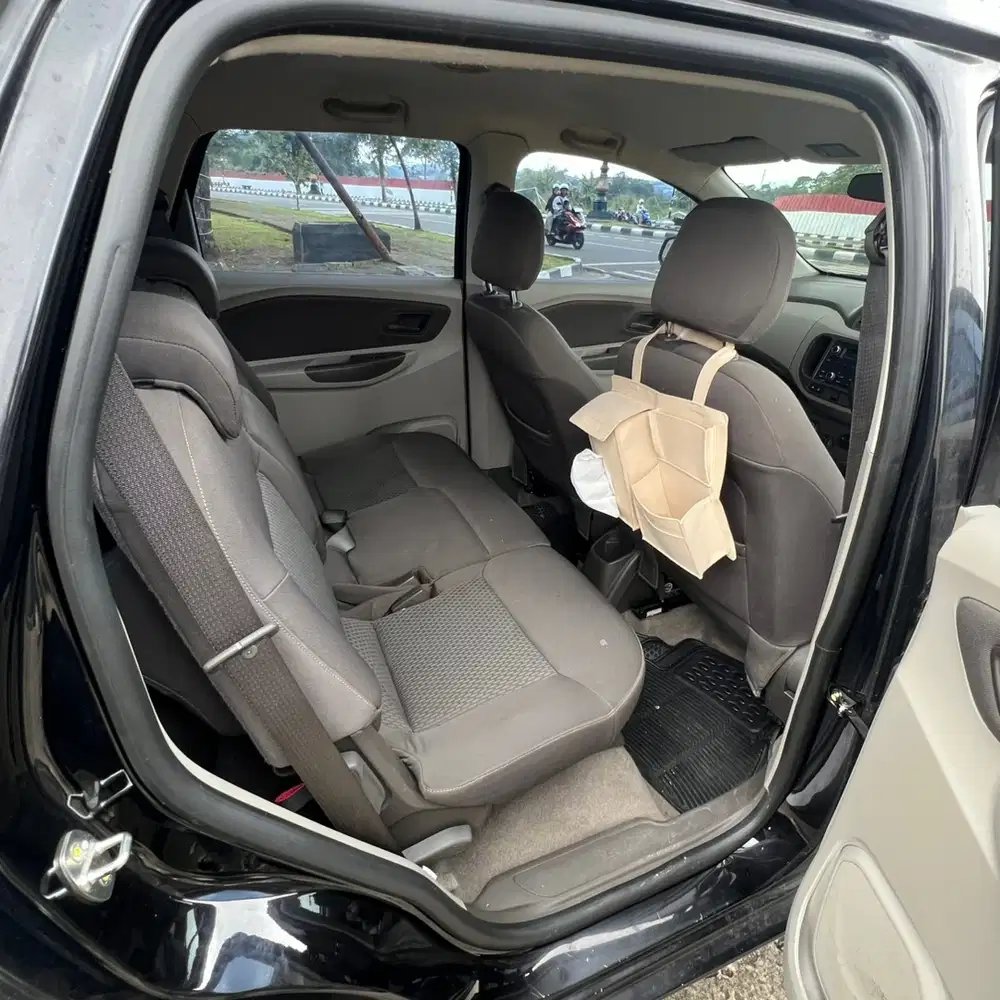 Chevrolet Spin 2013 Bensin