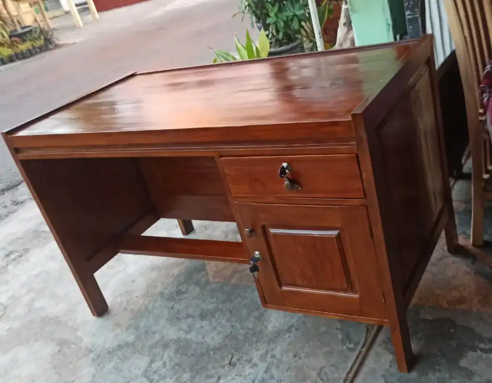 Meja Kerja Kayu Jati Motif Minimalis Panjang 120cm Terlaris