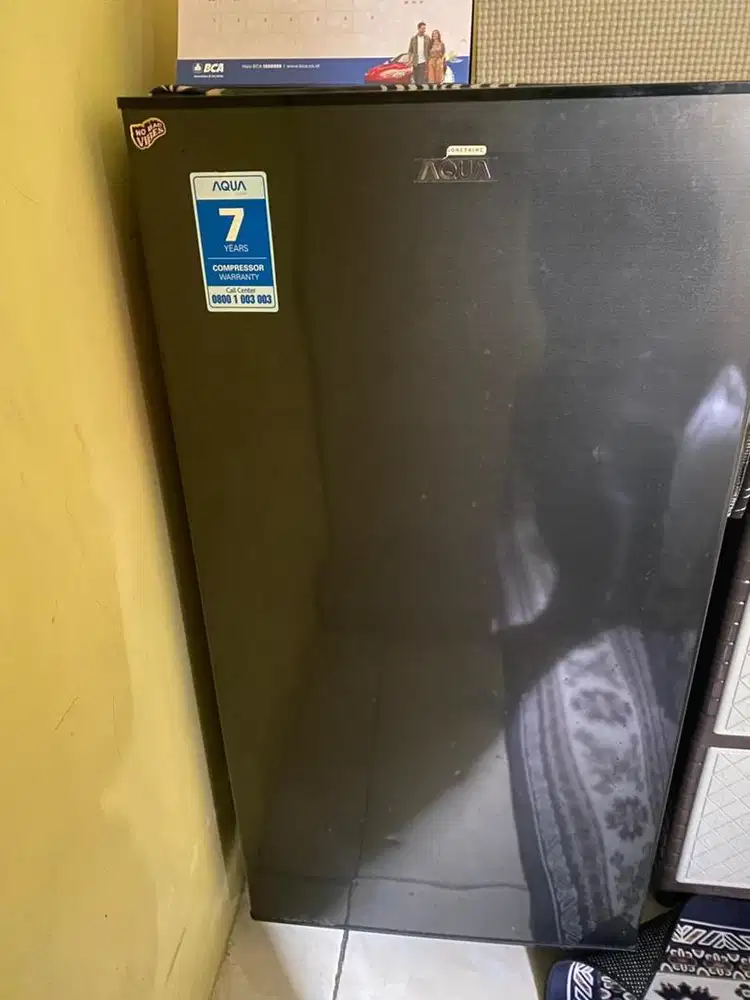 Kulkas 1 pintu merk Aqua