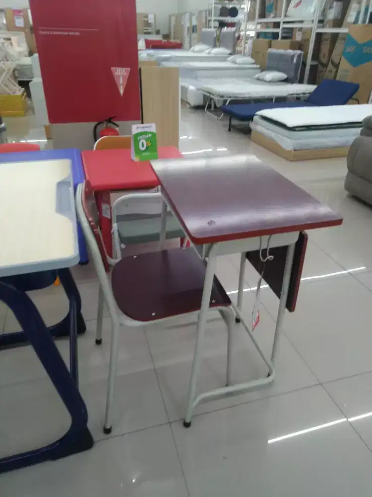 Meja sekolah set