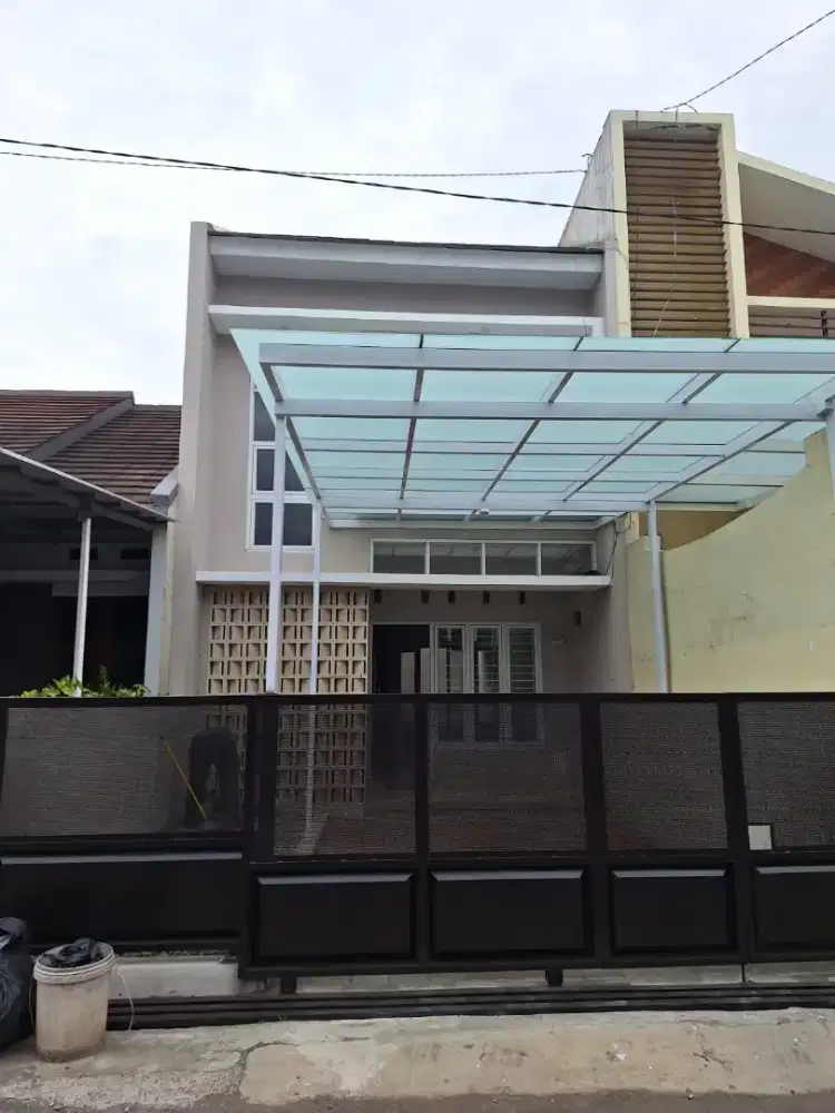 TINGGAL MASUK RUMAH FULL RENOVASI - CISARANTEN ARCAMANIK TAMAN 2 LT