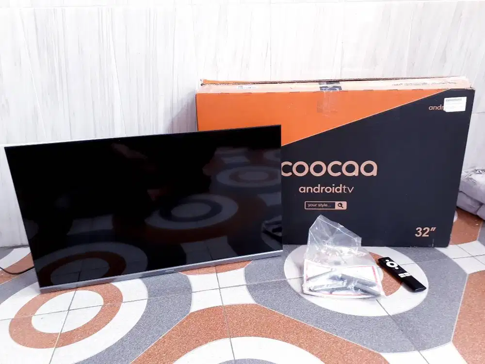 TV LED ANDROID COOCAA 32IN DIGITAL TV NETFLIK MULUS SEPERTI BARU
