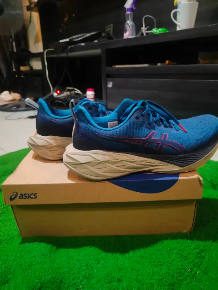 Jual butuh sepatu pria size 43/44 masih mulus baru bbrapa kali pakai