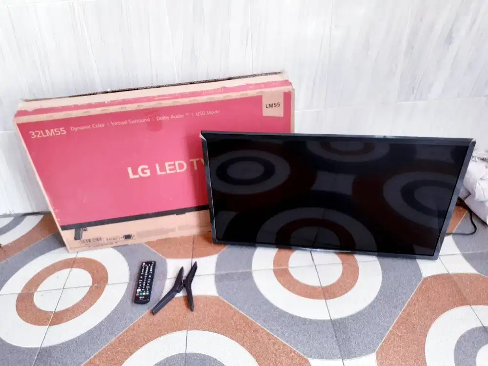 TV LED LG 32IN DIGITAL TV KONDISI NORMAL MULUS GARANSI