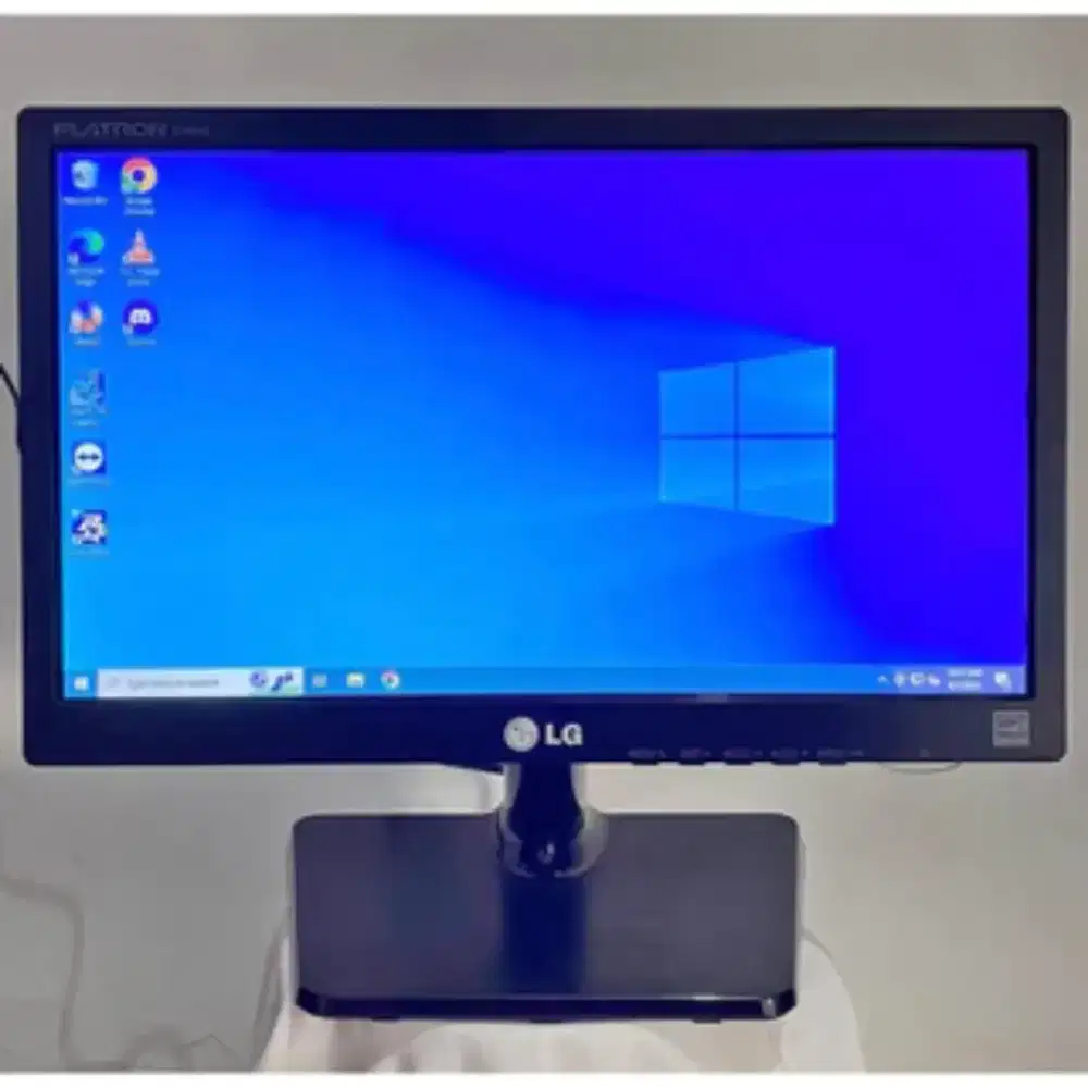 LCD Monitor 16 inch
