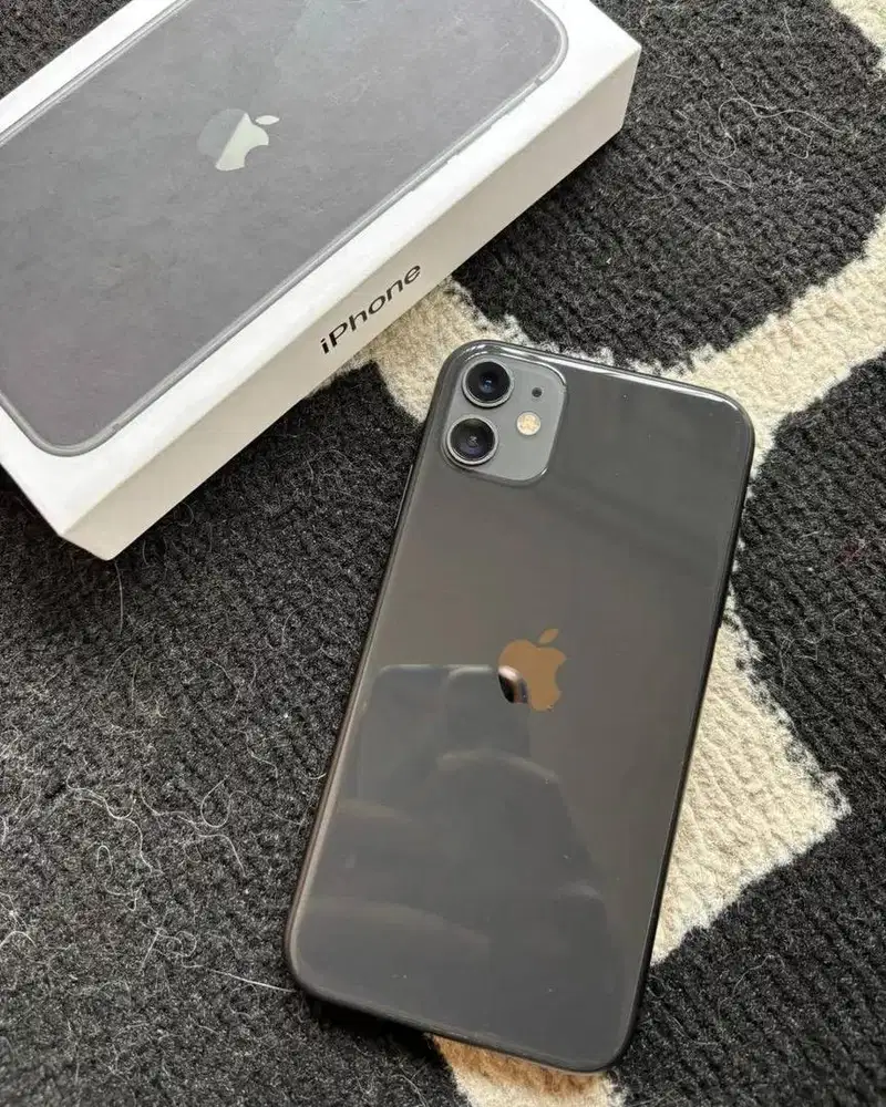 Dijual cepat iPhone 11 64gb iBox ID/A resmi