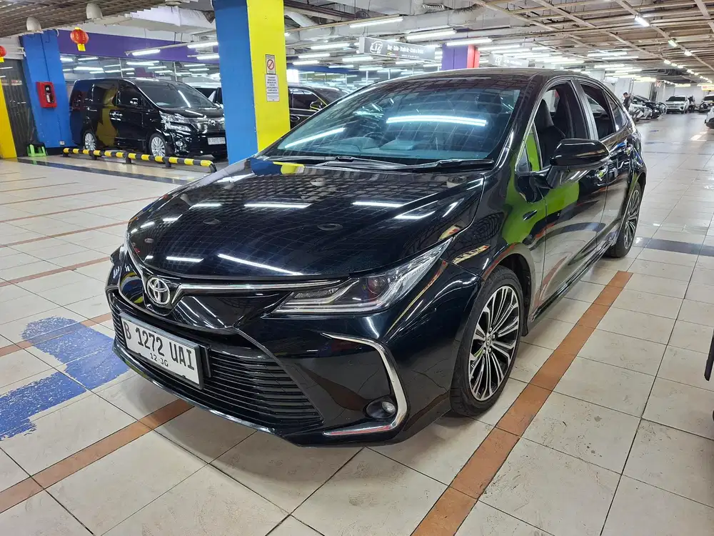 ALTIS 1.8 V AT FACELIFT 2021 BLACK
