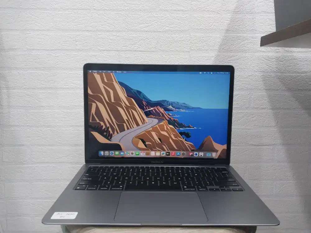 MacBook Air 2020 / Chip M1 / 8 GB / 256 GB