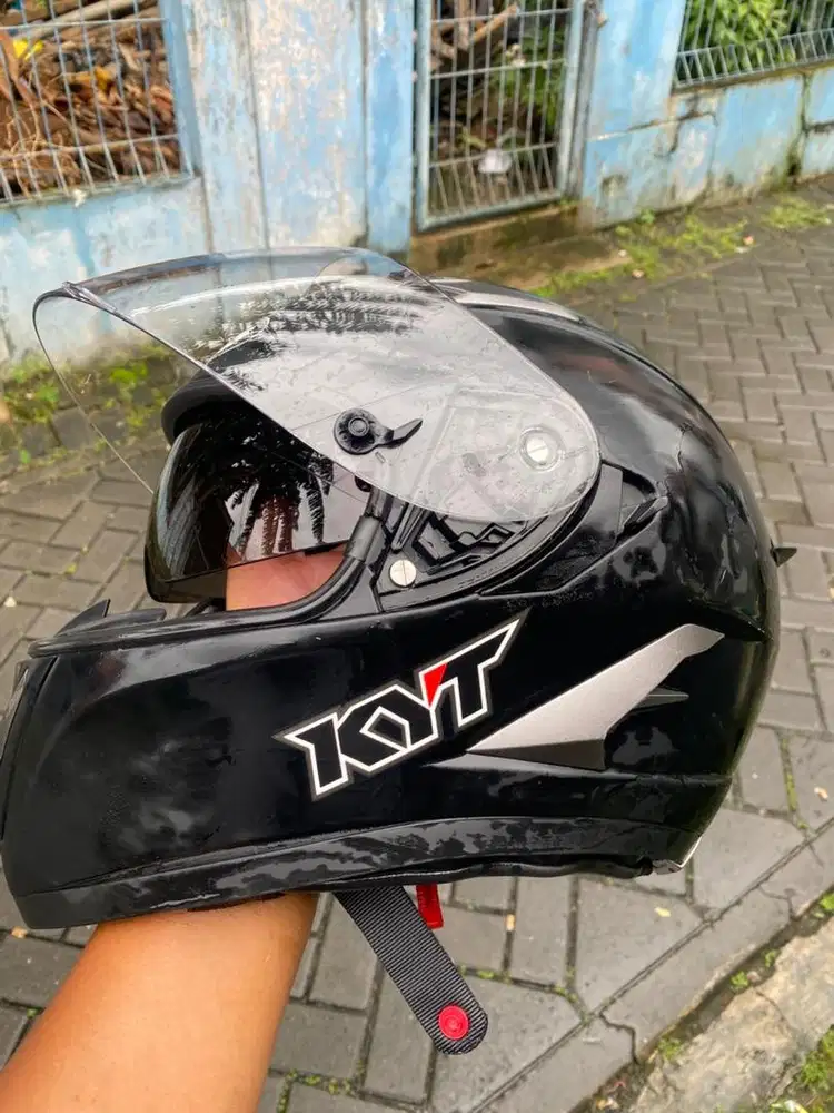 Jual helm kyt full fase ukuran xl