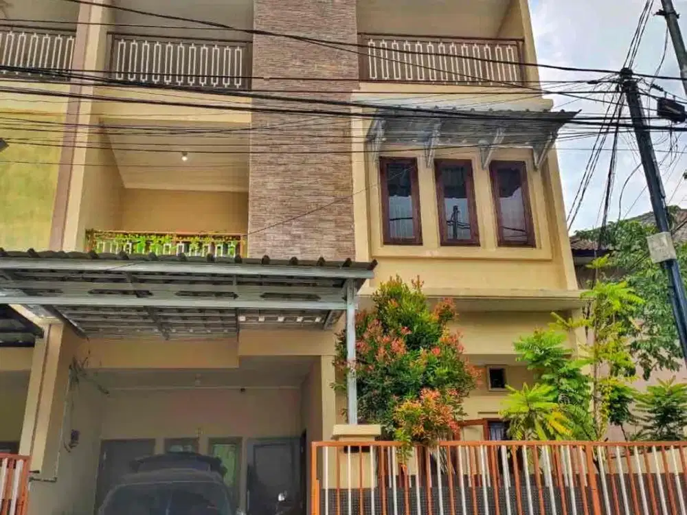 Rumah Cantik Area Condet