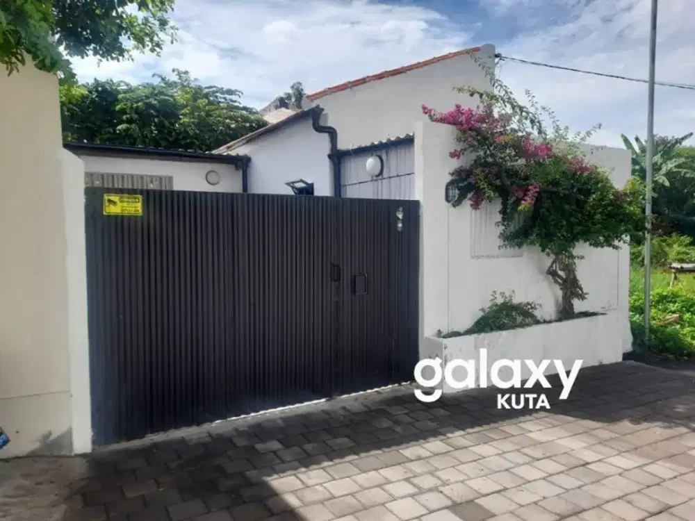 DIJUAL RUMAH STYLE VILLA 1 LANTAI DI CANGGU TIBUBENENG