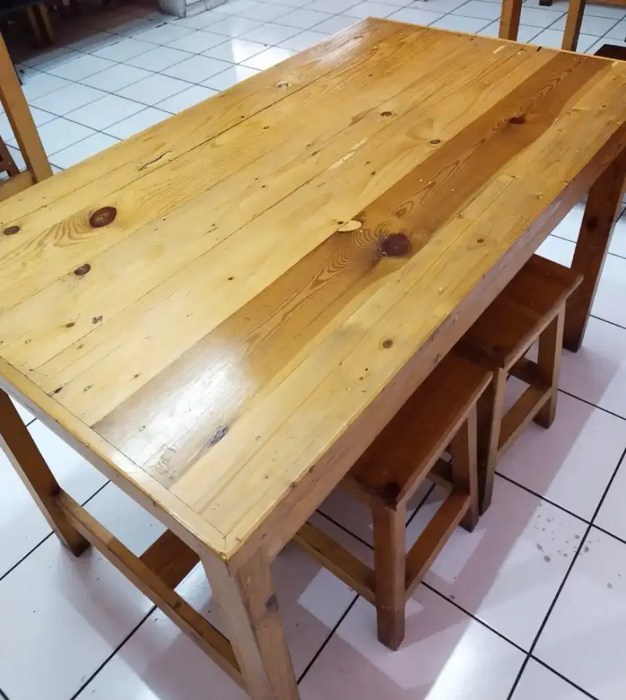 Meja Makan Kayu Jati Belanda Set